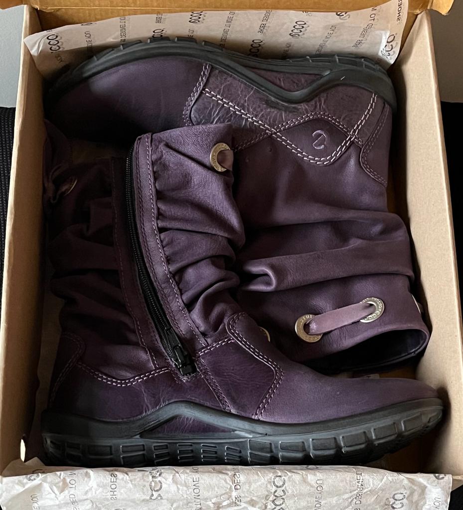 Ecco boots size 5 hotsell