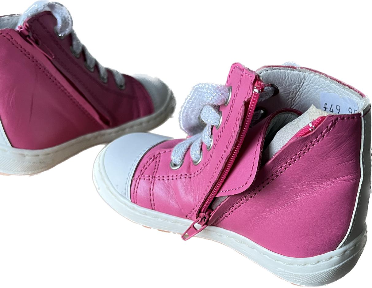 Little Pets Fuxia pink girls boots size UK4.5 infant EU21 US6.5. NEW