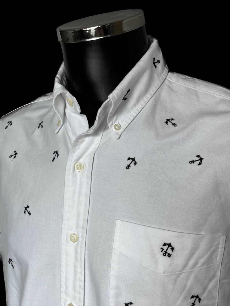 Ralph Lauren White Shirt with Anchor pattern. Size M - Pre-loved