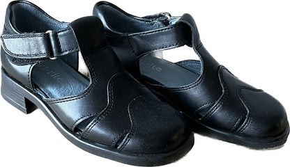Start-rite Black Leather Girls sandals size UK9G NEW but without Box