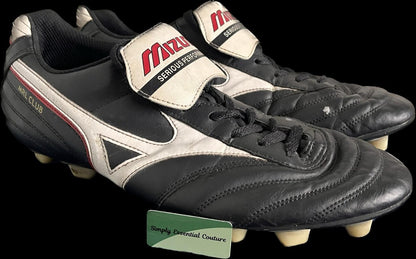 Vintage Mizuno MRL Club Football Boots size UK12.- Pre-loved