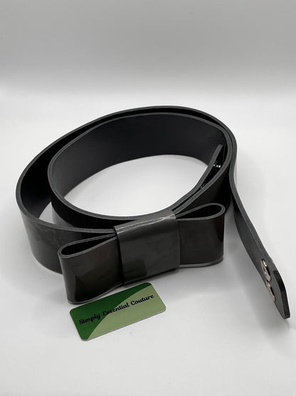 Vintage Grey Patent Leather Belt - Pre-loved