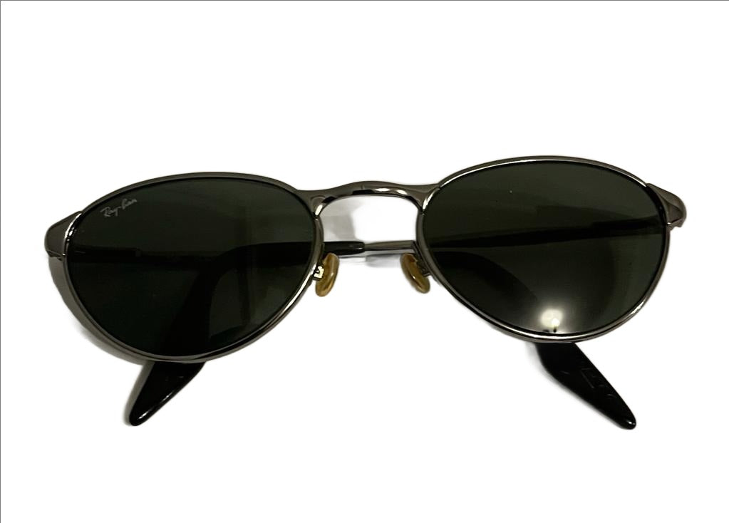 Ray-Ban Vintage  Black Sunglasses W2843 - Pre-loved