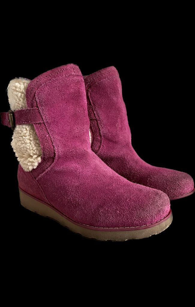 UGG Pink Boots - size UK3 - Pre-loved - fabulous condition