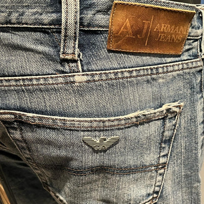 Armani Jeans Light Wash - size W34 - Pre-loved