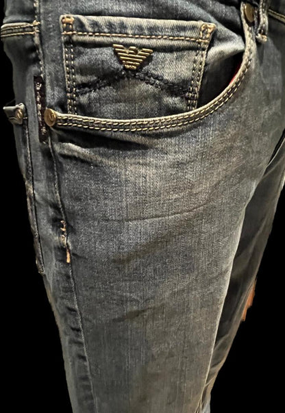 Vintage Armani Jeans - size W33 x L34 - Pre-loved