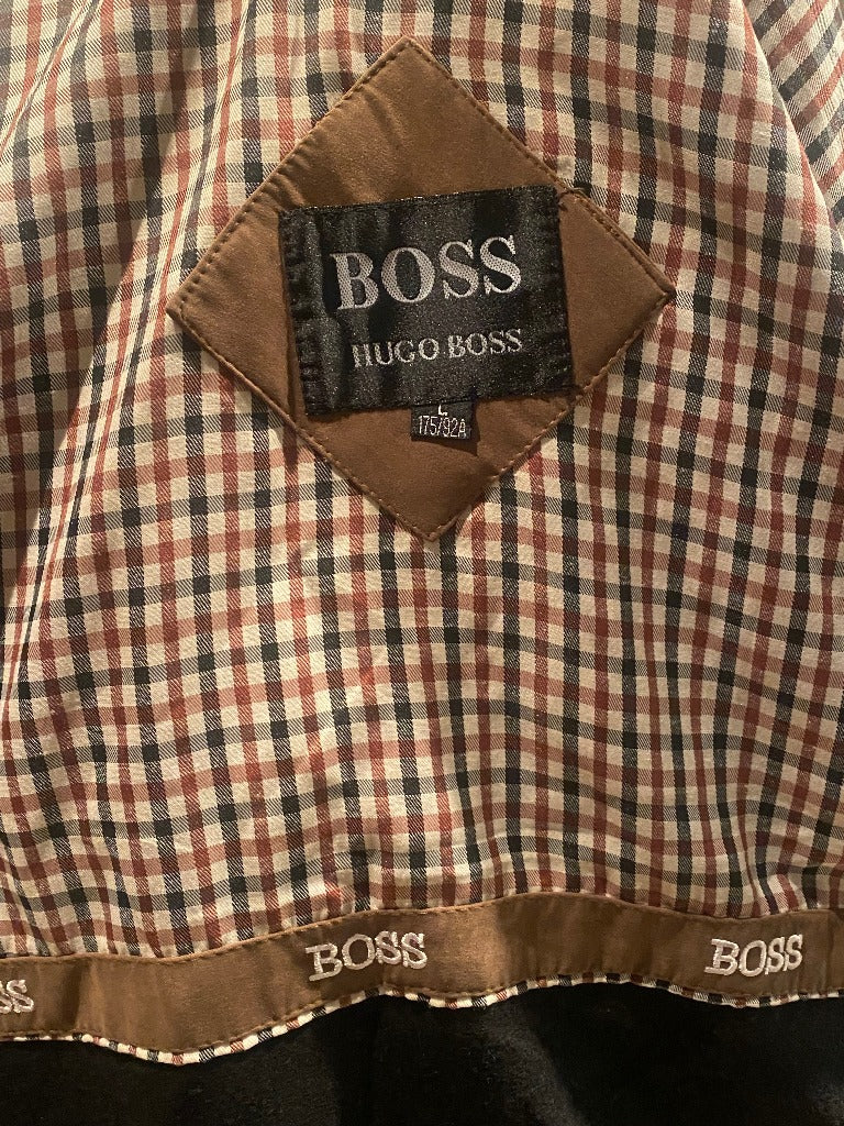 Hugo Boss Coat - size L - Pre-loved