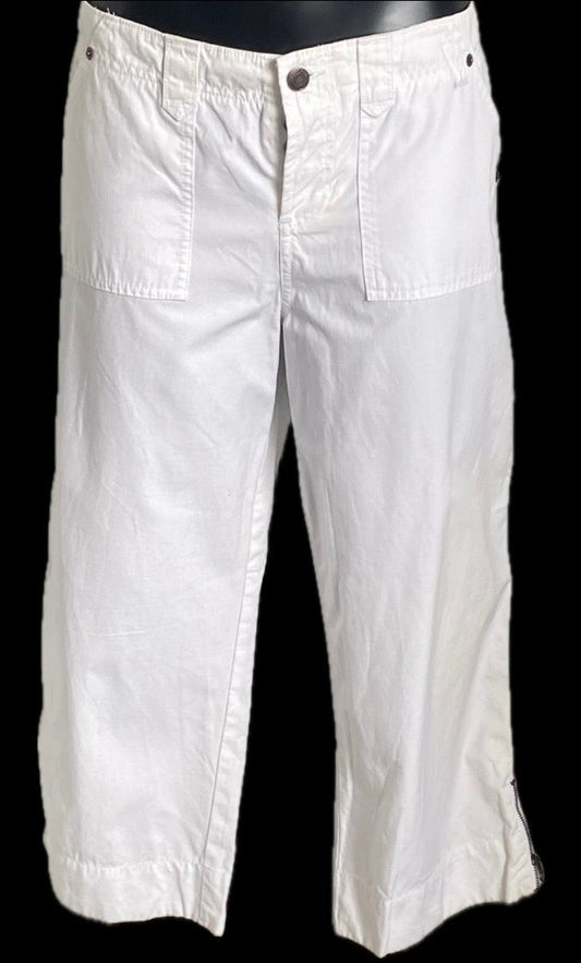 Abercrombie & Fitch White Cropped Trousers Size UK12 - Pre-loved