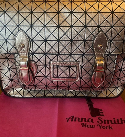 Anna Smith Gold Satchel Bag. NEW