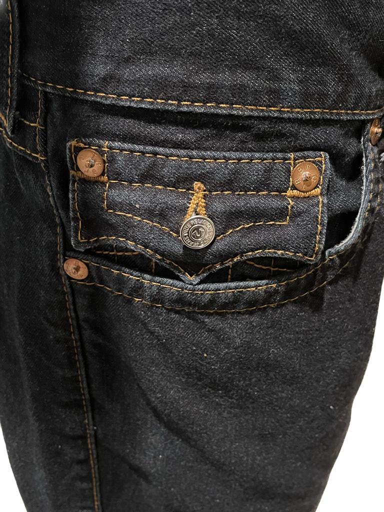 True Religion Dark Wash Jeans - size W38 - Pre-loved.