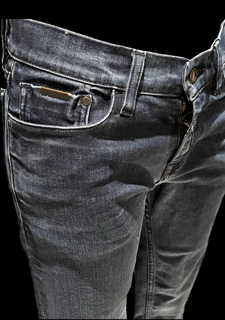Calvin Klein Dark Wash Jeans - Size W29 x L32 - Pre-loved