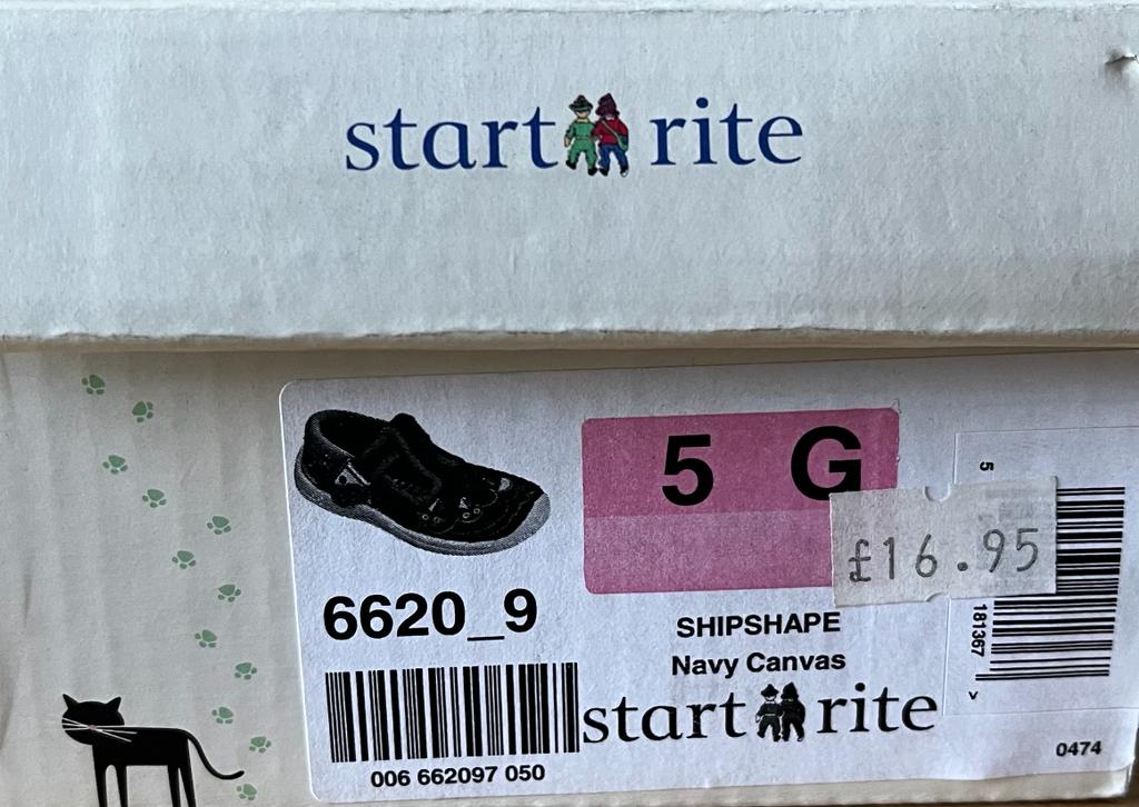 Start-rite Shipshape shoes Navy Canvas size UK5F and 5G. NEW in Box