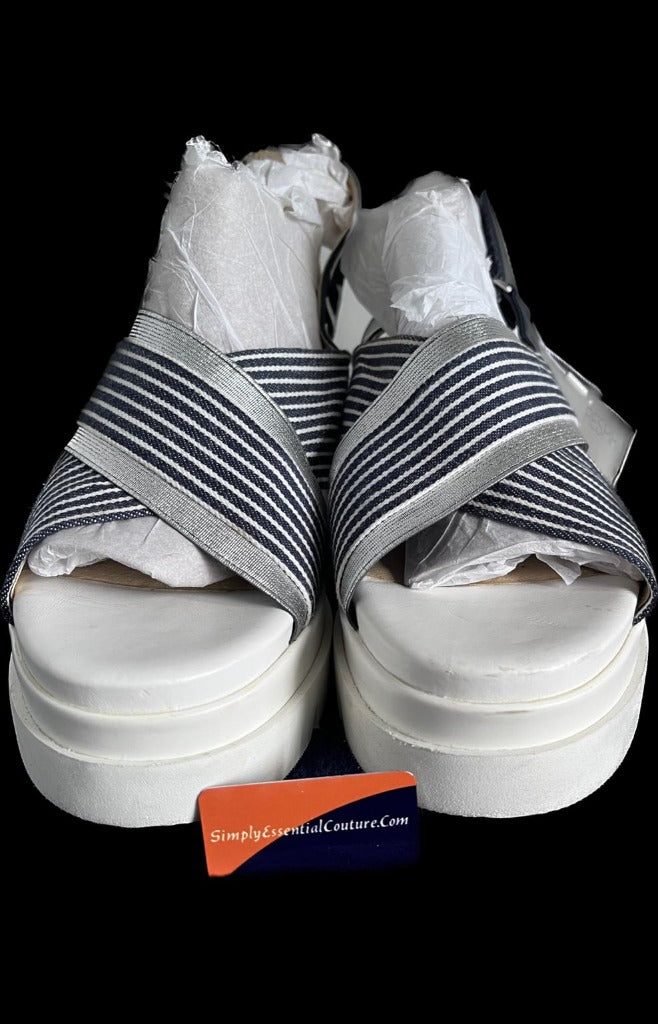 GEOX Navy & White Sandals size UK6 NEW